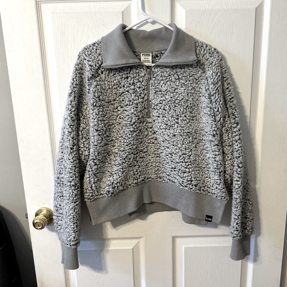 VS PINK Grey Sherpa Pullover size Large